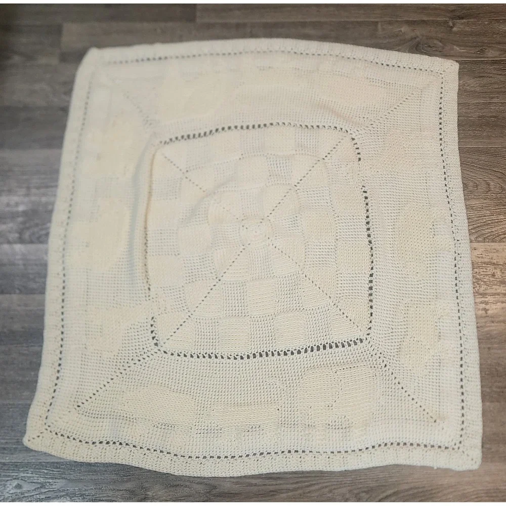 Handmade Knit Baby Blanket Cream Animals Checkerboard Vintage Unisex 35x35